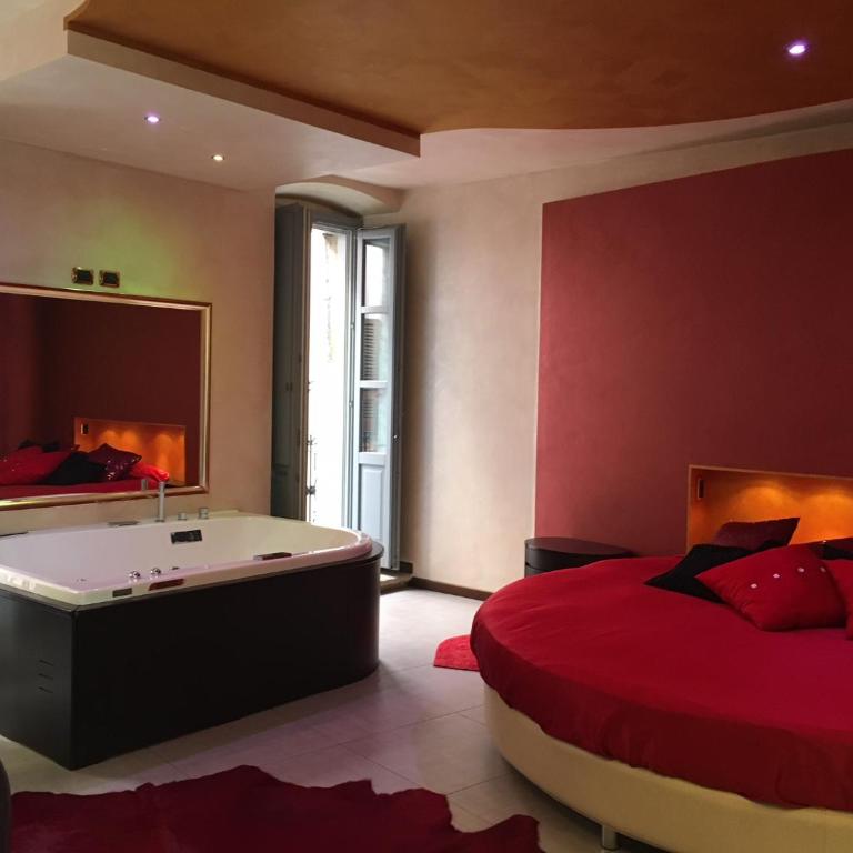 Alessi Hotel Trattoria - Suite Deluxe con Vasca Idromassaggio - 3