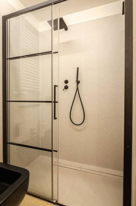 Asinelli Luxury Apartment - Appartamento con 2 Camere da Letto - 37