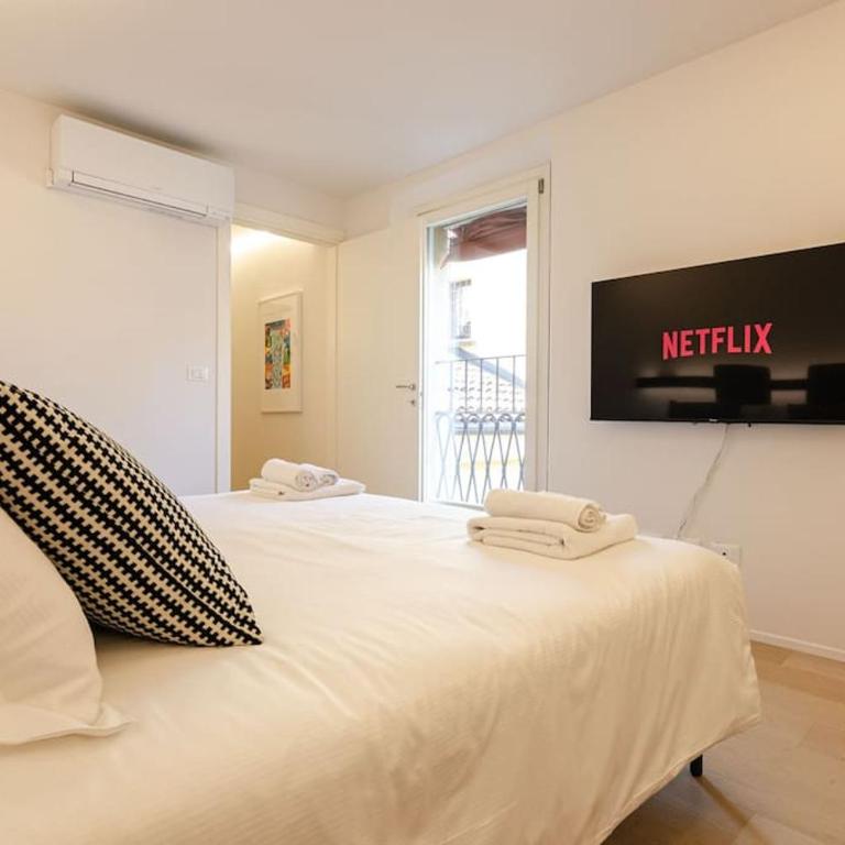 Asinelli Luxury Apartment - Appartamento con 2 Camere da Letto - 32