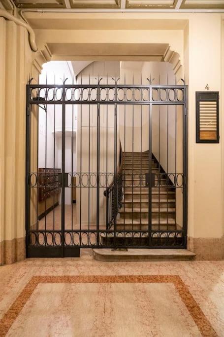 Asinelli Luxury Apartment - Appartamento con 2 Camere da Letto - 46