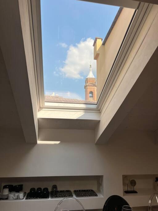 Asinelli Luxury Apartment - Appartamento con 2 Camere da Letto - 42