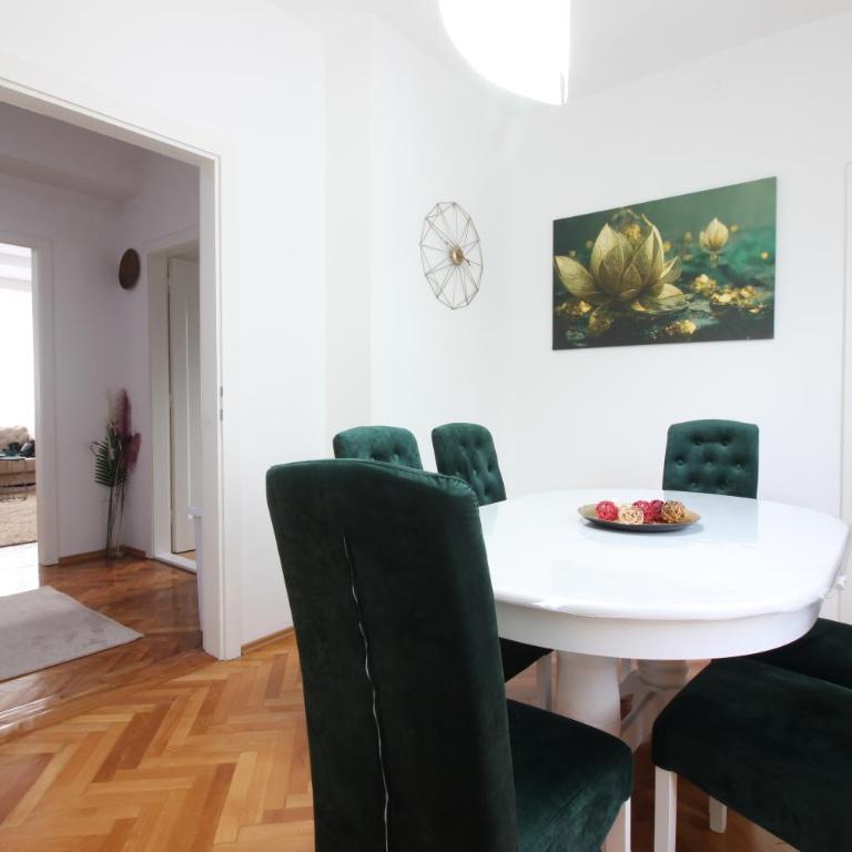 Apartment Roma at Bascarsija - Deluks Apartman - 10