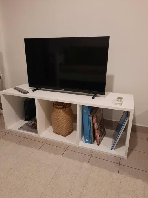DEPARTAMENTO CÉNTRICO, a METROS de la UNIVERSIDAD, 3 PERSONAS, GARAJE AUTO CHICO - Apartamento de 1 dormitorio - 12