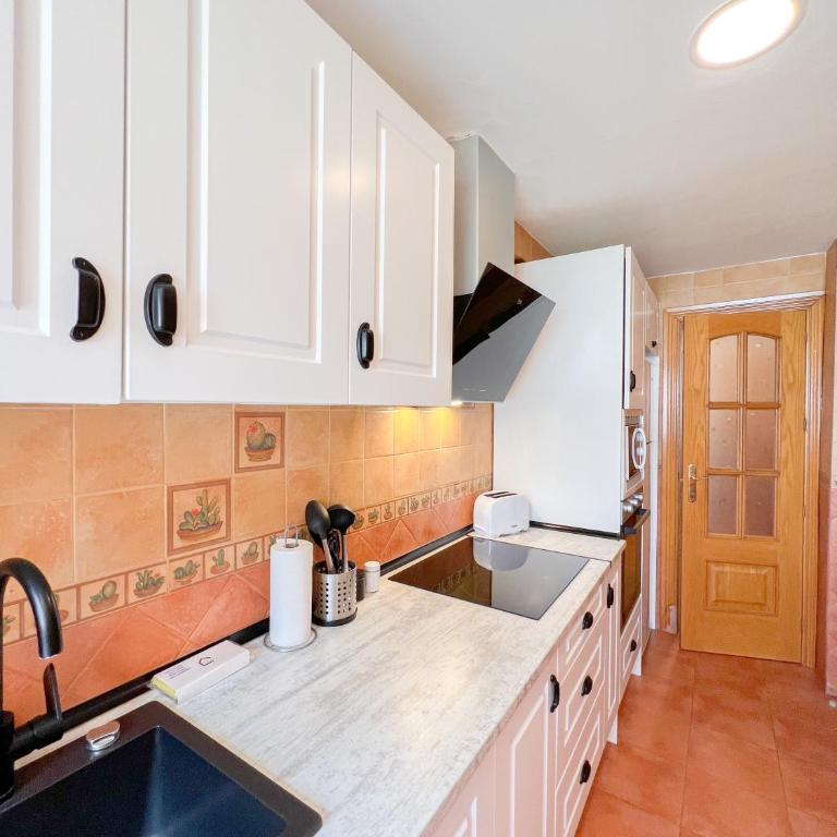 Spacious apartment in the center of Torremolinos - Apartamento de 2 dormitorios - 28