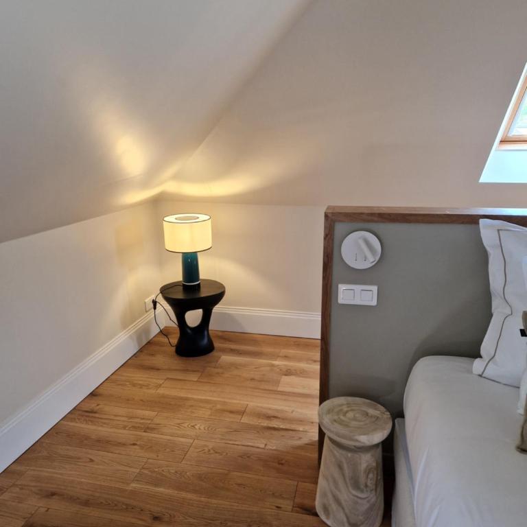 Au Moulin Saint Nicol - Honfleur - Chambre 4 : Chambre Triple Deluxe Climatisée avec Baignoire - 5