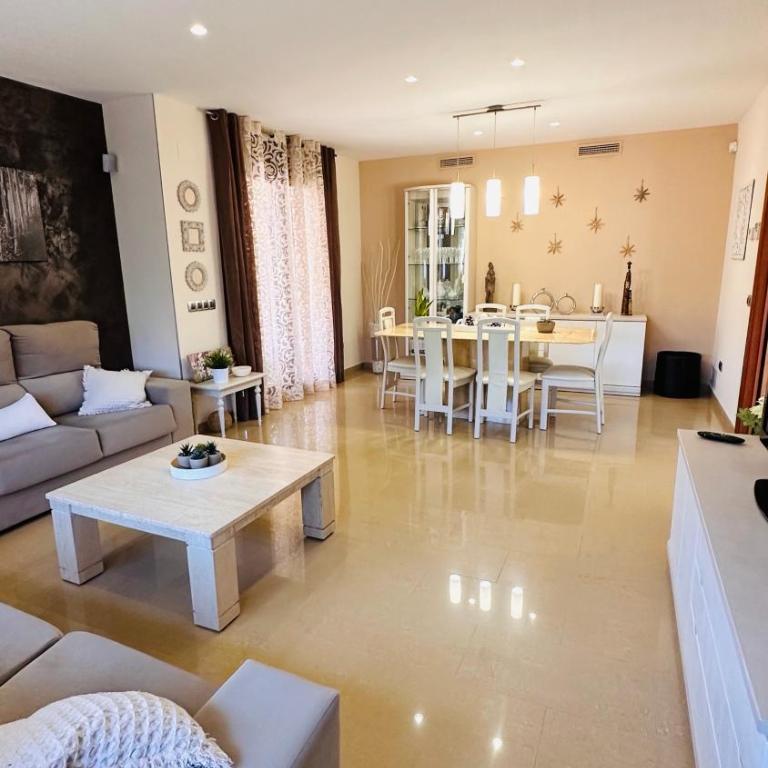 Hermosa Villa L'Ardiaca - Apartamento - 65