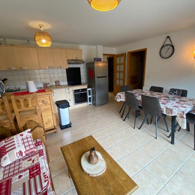 Charmant T2 + cabine avec balcon orienté sud à Saint-Jean-de-Sixt, proche de La Clusaz - FR-1-459-209 - Apartment - 1