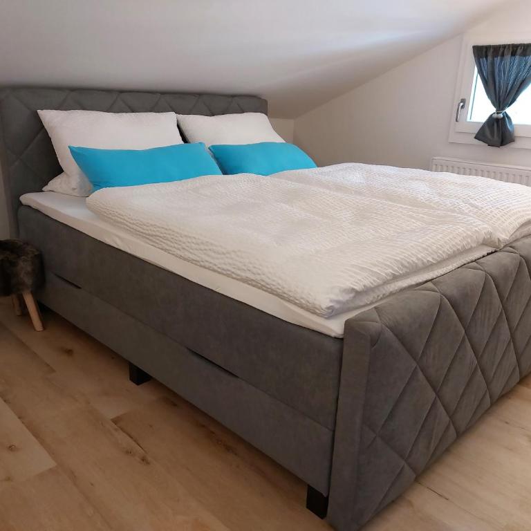 AlpenLodge Berchtesgaden - Apartment mit 1 Schlafzimmer, Balkon und Bergblick - 8