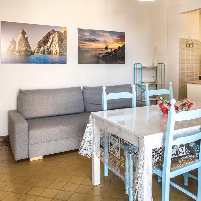 M261 - Marcelli, trilocale ristrutturato con terrazzo vista mare pt - Appartamento con 2 Camere da Letto - 3