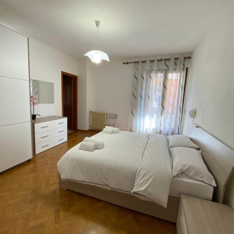 Casa Ahmati Borgo Vesio - Appartamento con 3 Camere da Letto - 2