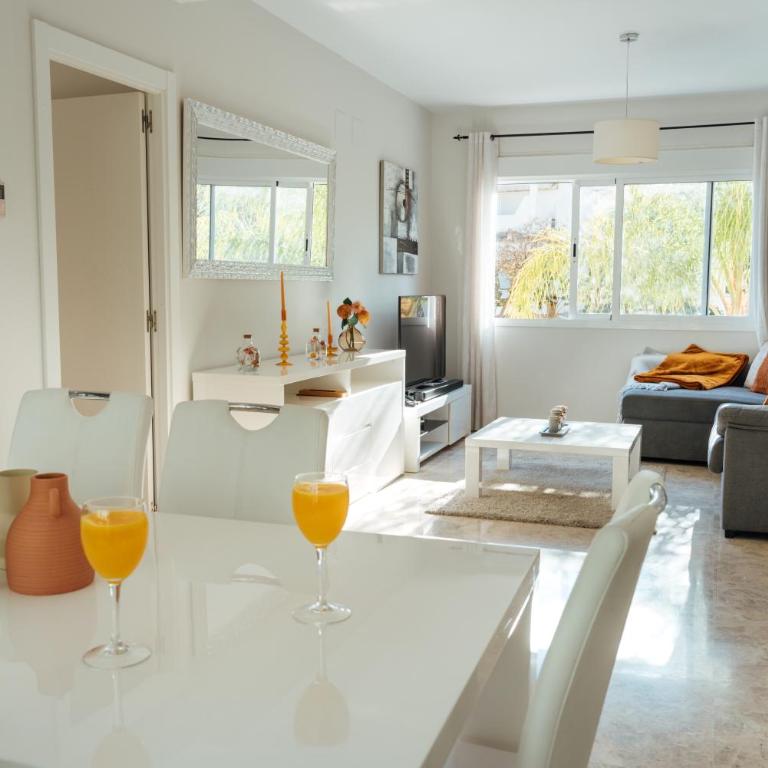 2BDR Penthouse, Los Naranjos, w/pool, 2km P.Banús - Apartamento de 2 dormitorios - 7