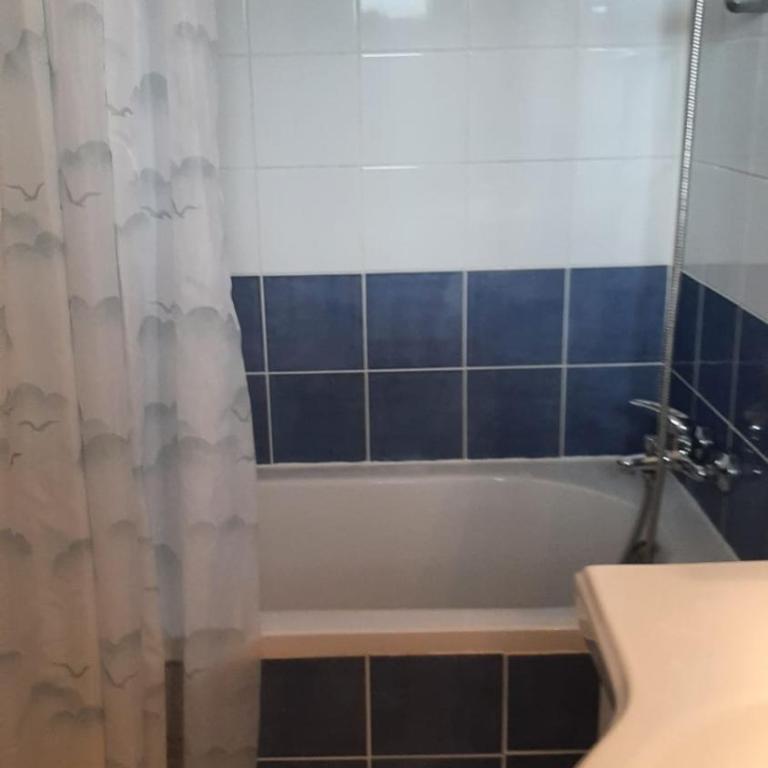 Garrigue sur cour - Maison 3 Chambres - 12