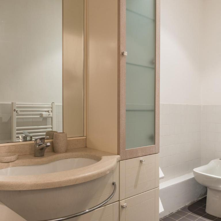 The Best Rent - Three-Bedroom apartment near Villa Borghese - Appartamento con 3 Camere da Letto - 23