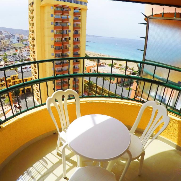 Torres del Sol - Apartamento con vistas al mar - 2