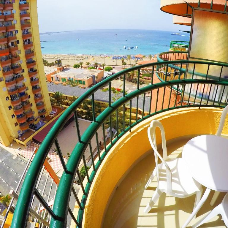Torres del Sol - Apartamento con vistas al mar - 3