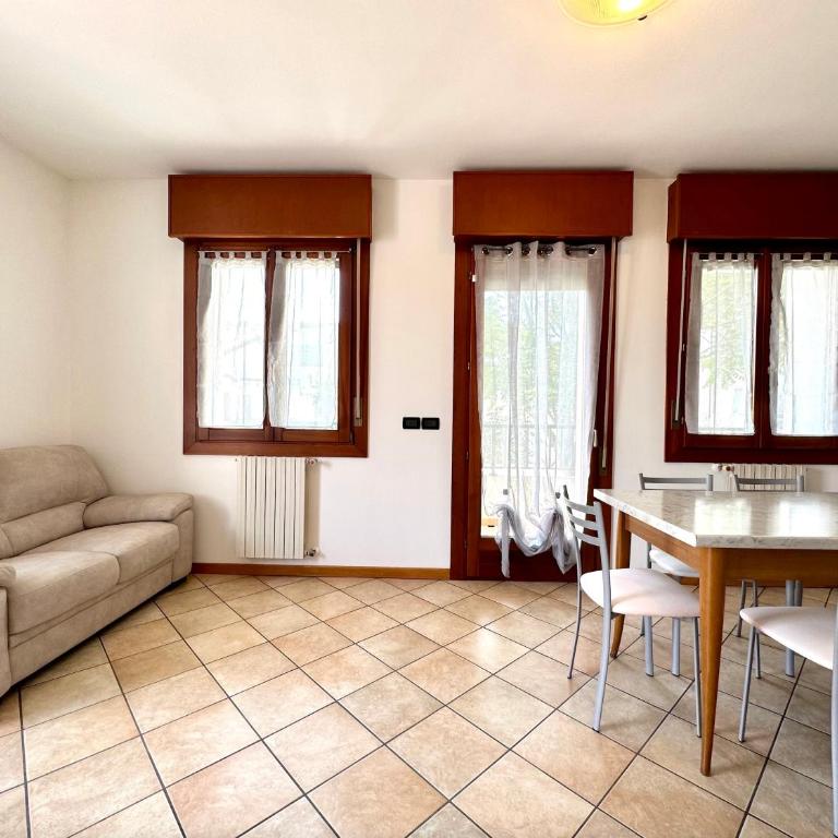Ginevra - Carraro Immobiliare - Family Apartments - Appartamento con 2 Camere da Letto - 3