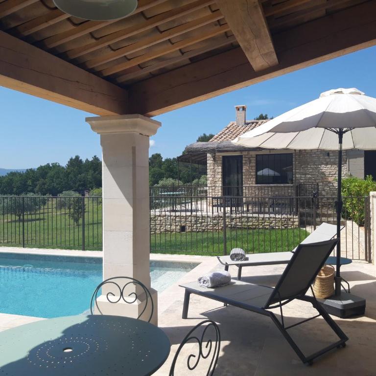 Bastide Toujours Dimanche, Maison de vacances avec vue & piscine chauffée - Maison 2 Chambres - 14
