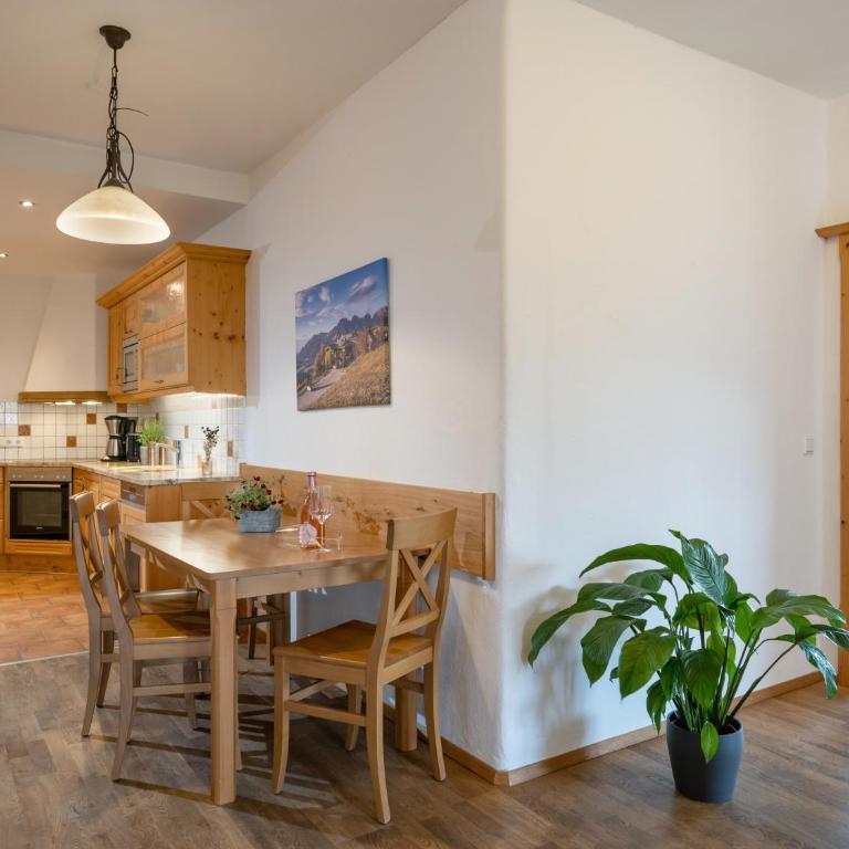 jezz AlmResort Ellmau - Apartment mit 3 Schlafzimmern - 4