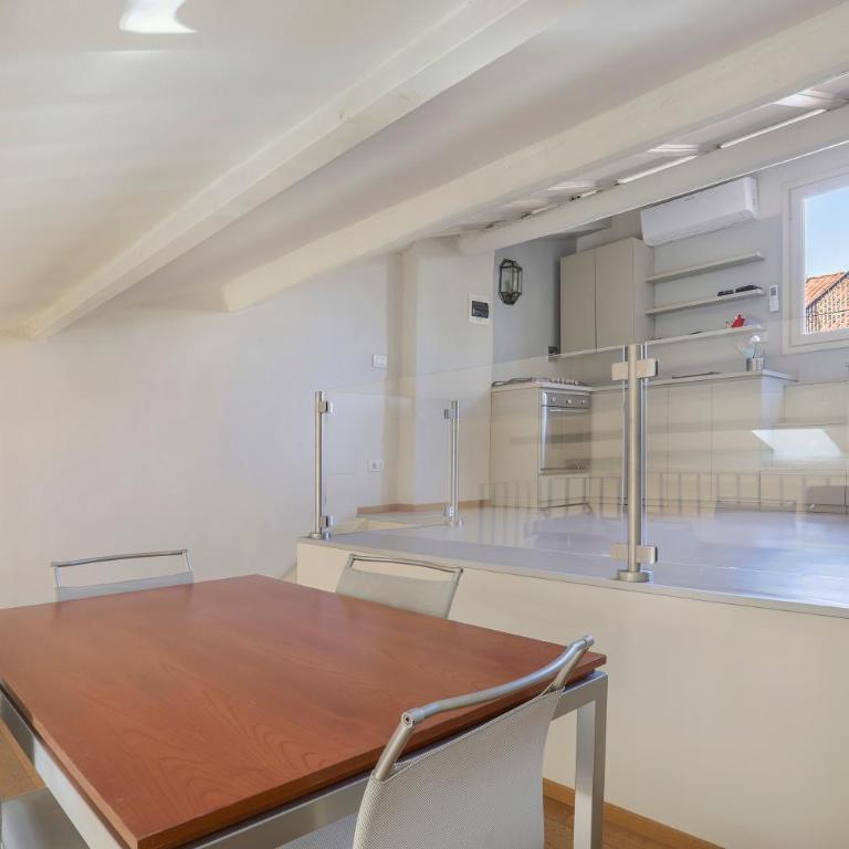 Florentine Gem Apartment - Two-Bedroom Apartment - 7