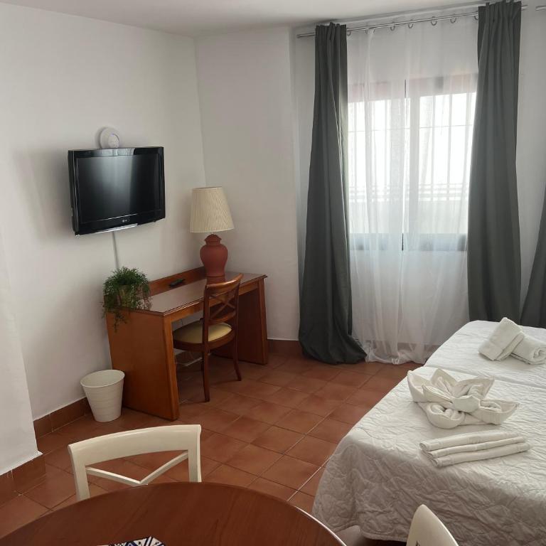 I AM La Posada Hotel and Apartment - Two-Bedroom Apartment - 6