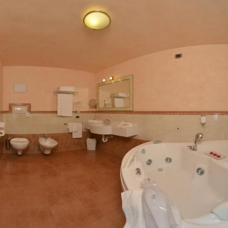 Hotel B&B Andreas - Camera Matrimoniale Superior - 18