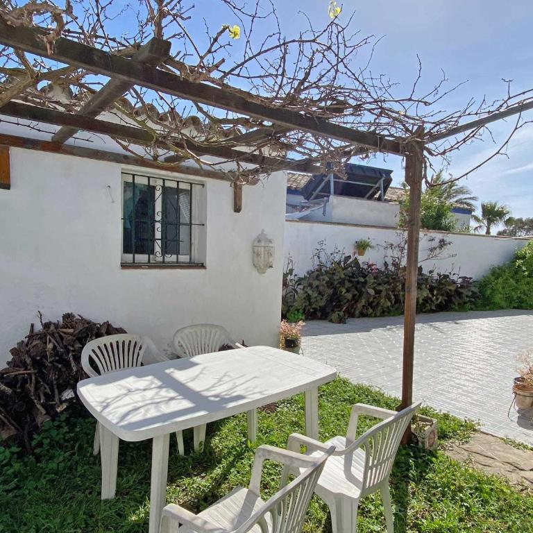 Villa Manoli: 4 bedroom villa in Zahora, ideal for 2 families - Casa de 4 dormitorios - 14