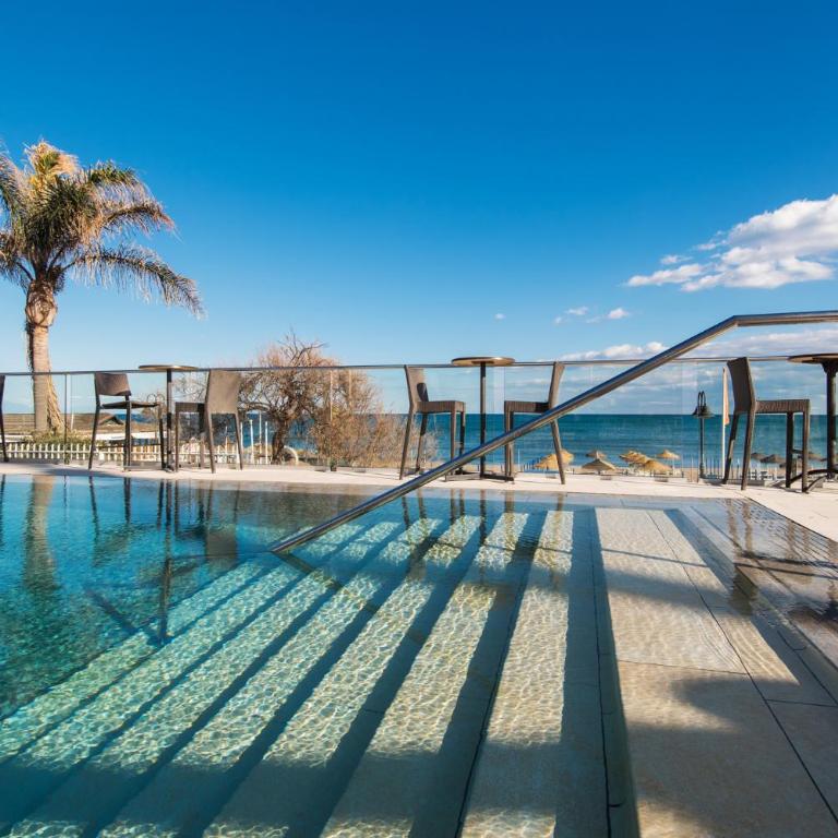 ALOHA MARINA Private APARTMENT 1st line Ocean Beach CARIHUELA - One-Bedroom Apartment - 4
