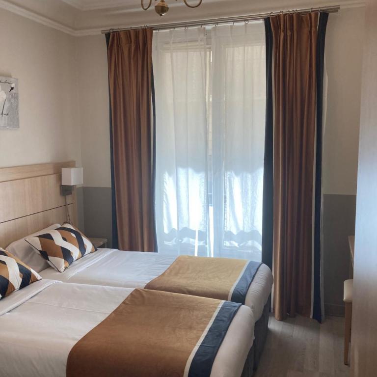 Hotel Phenix Paris - Double Room - 1