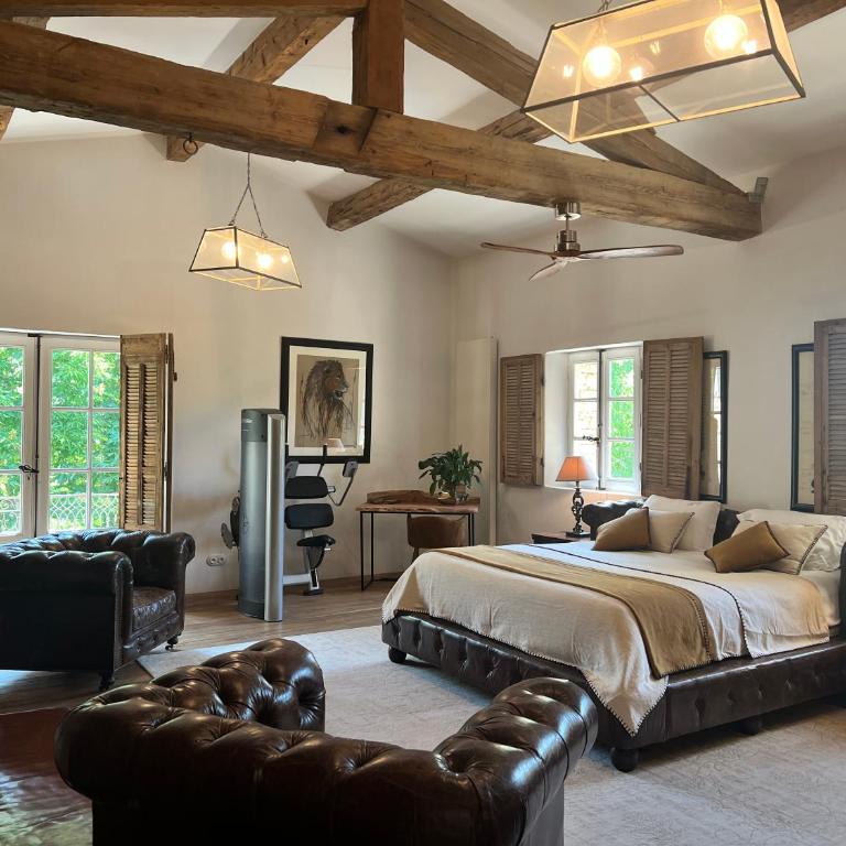 Villa Hautvallon - Peaceful Escape in Provence - Deluxe Double Room with Terrace - 7