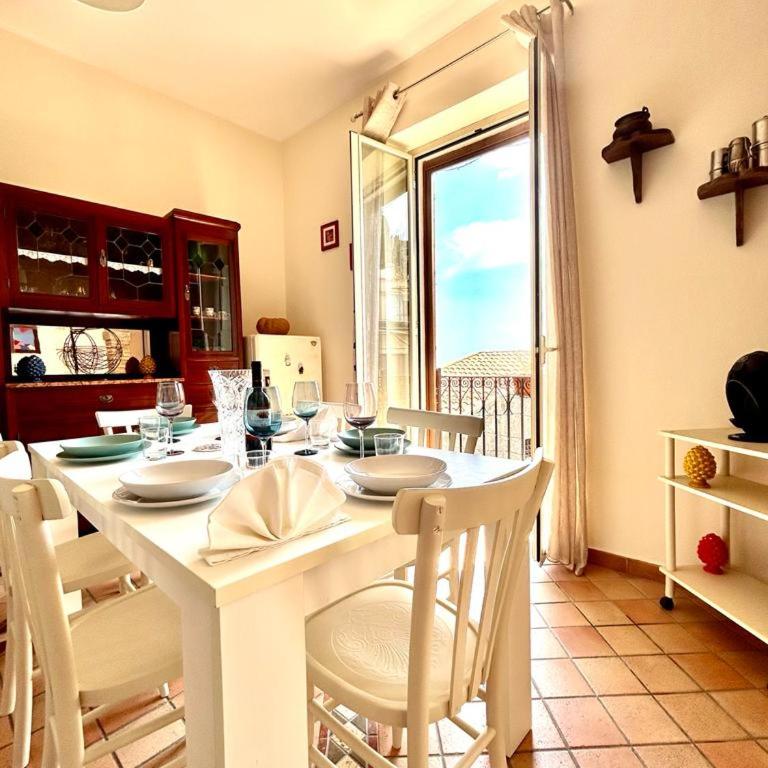 Casa Amelia - Charme in Taormina - Two-Bedroom House - 3