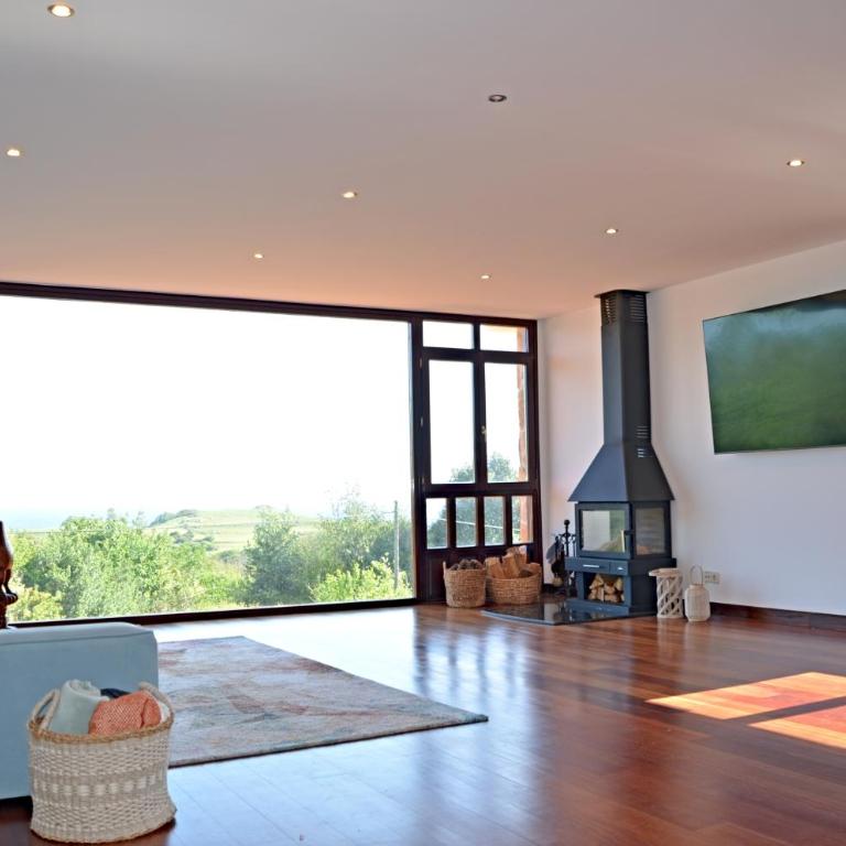 Villa La Atalaya - Three-Bedroom Villa - 3