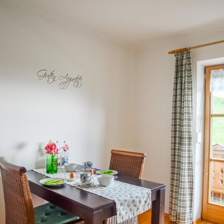 Landhaus Mesnerbauer - Apartment mit Balkon - 2
