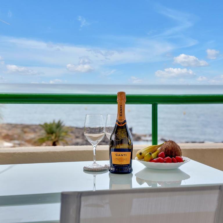 CASA MARINITA, Top Floor, Direct access to the Seafront - Apartamento de 2 dormitorios - Frente al océano - 22