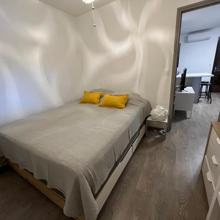 Appartement pour 2 personnes en ville avec terrasse - Apartment mit 1 Schlafzimmer - 13