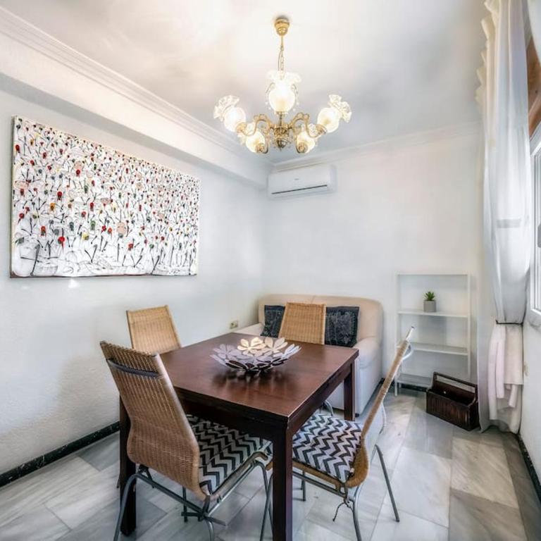 Casa Limonero con parking gratis junto a centro histórico - Four-Bedroom House - 11
