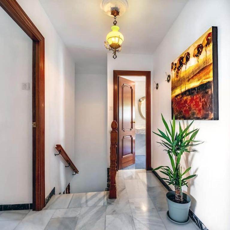 Casa Limonero con parking gratis junto a centro histórico - Four-Bedroom House - 15