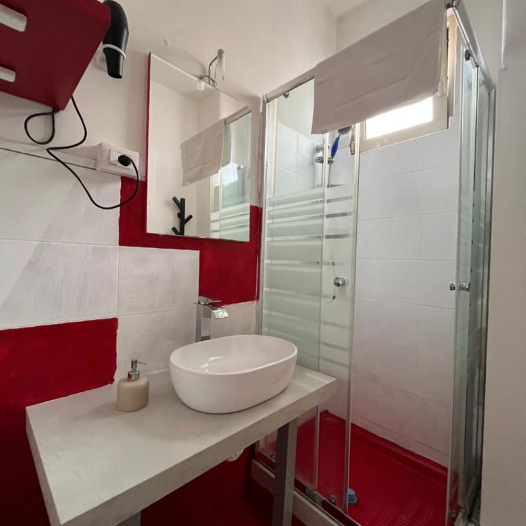 Bed & Breakfast Firenze - Deluxe Double Room with Shower - 5
