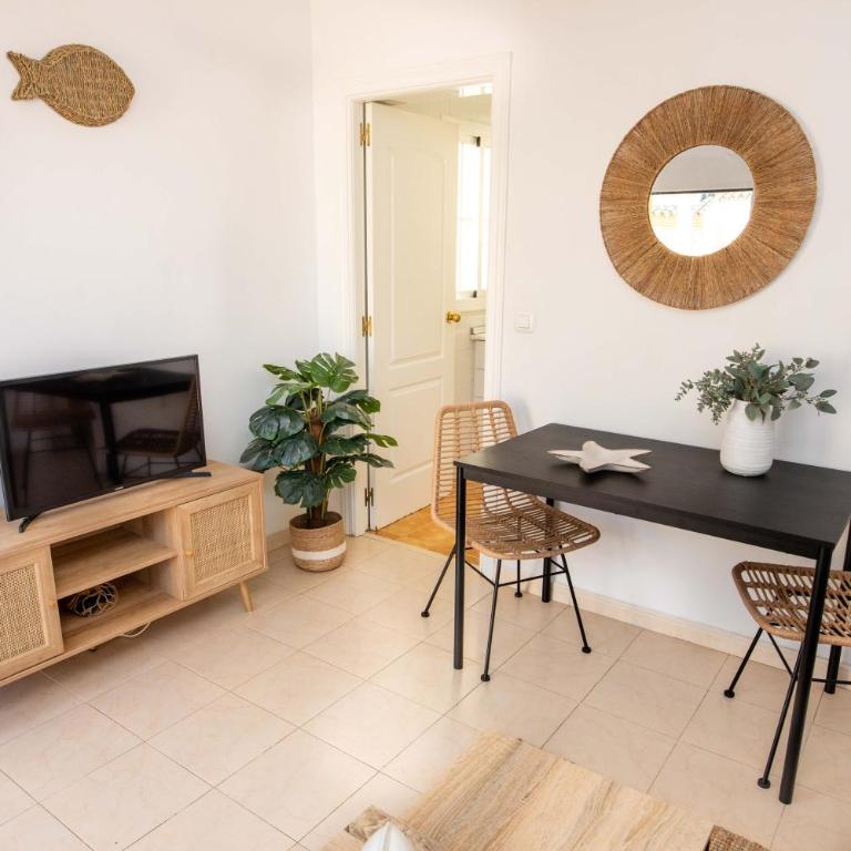 Apartamento Pedregalejo Playa - Apartamento de 1 dormitorio - 2