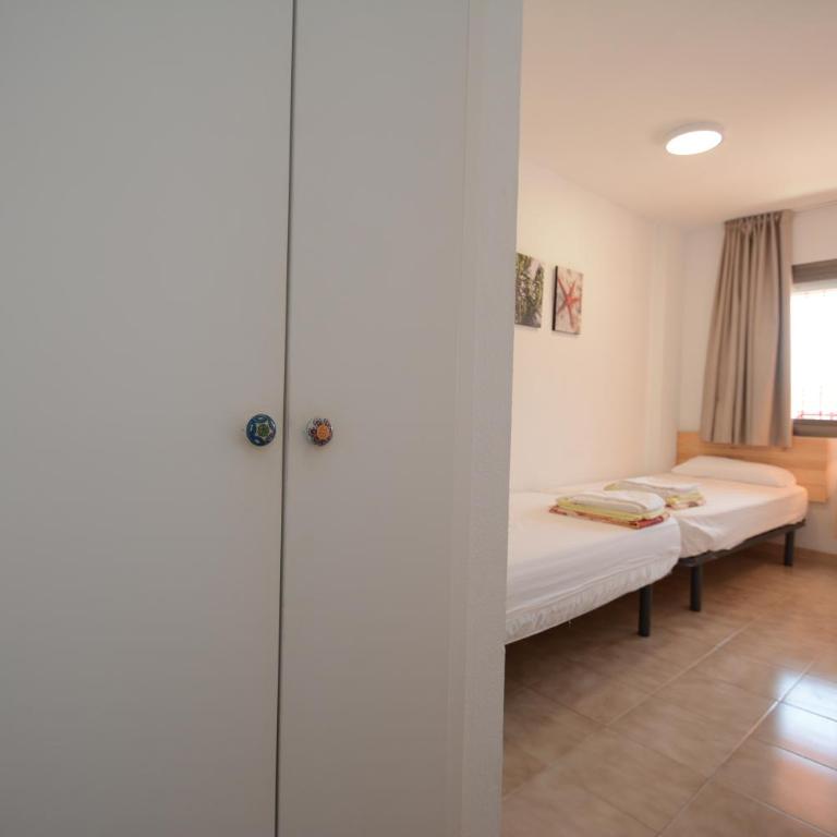 Alojamientos familiares Sa Gavina Estartit, Principal - Two- Bedroom Apartment with Pool View (4-6) - 7