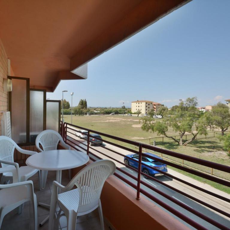 Alojamientos familiares Sa Gavina Estartit, Principal - Two-Bedroom Apartment with Street View (4-6) - 9