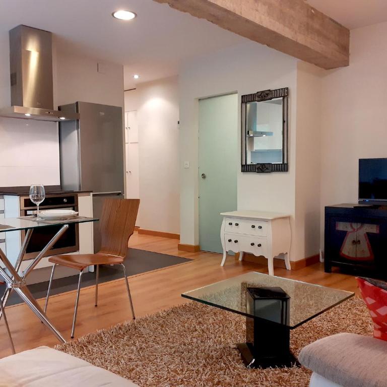 Brian. Moderno apartamento en el centro - Apartamento - 1