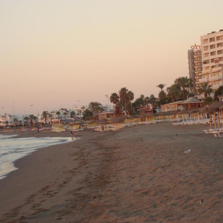 Apartamentos SOL y PLAYA Torremolinos - Apartamento de 1 dormitorio con balcón #37 - 8