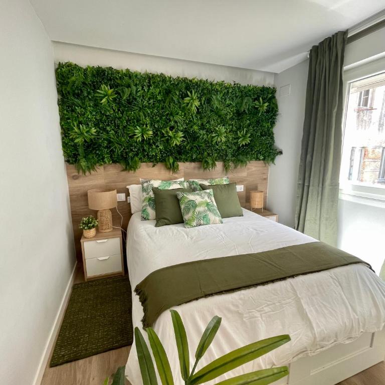 Nikkis Loft - One-Bedroom Apartment - 11