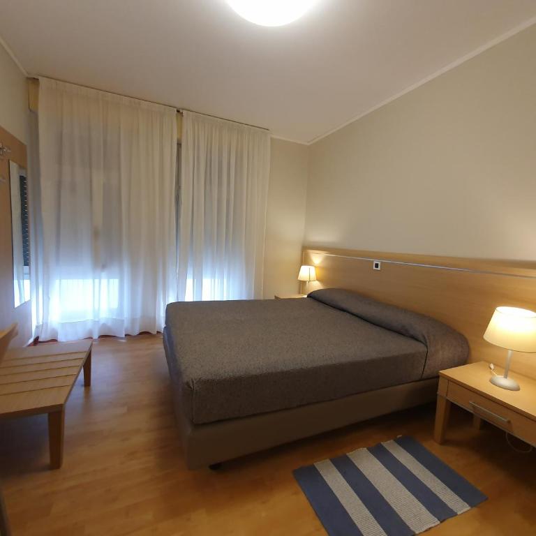 Hotel Eurovil Garni - Camera Quadrupla Classic - 4