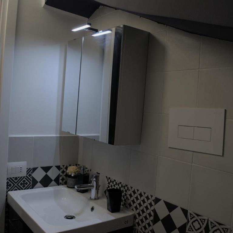 ATTICO ARDESIA - Appartamento con 2 Camere da Letto - 36