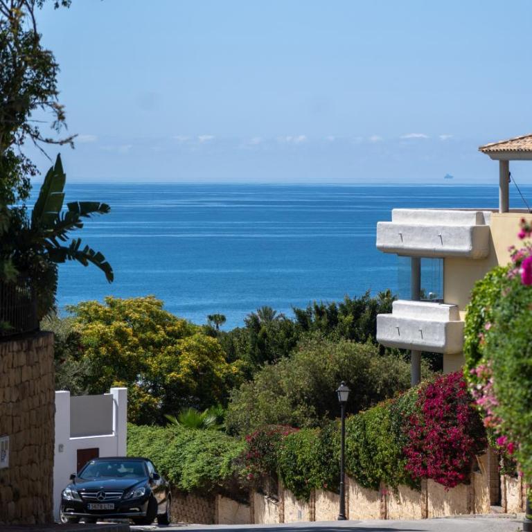 Mediterranean apt with seaview, 365-Day open pool and walking distance to the beach - Apartamento de 2 dormitorios - 40