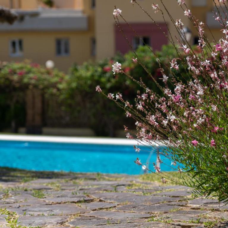 Mediterranean apt with seaview, 365-Day open pool and walking distance to the beach - Apartamento de 2 dormitorios - 38