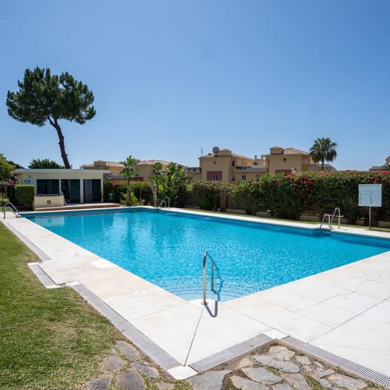 Mediterranean apt with seaview, 365-Day open pool and walking distance to the beach - Apartamento de 2 dormitorios - 29