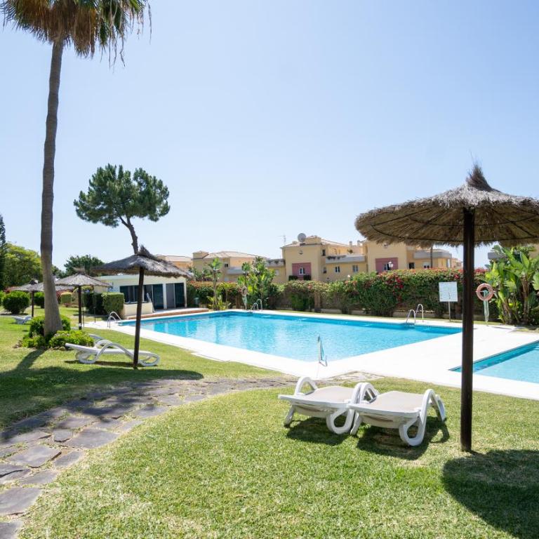 Mediterranean apt with seaview, 365-Day open pool and walking distance to the beach - Apartamento de 2 dormitorios - 28