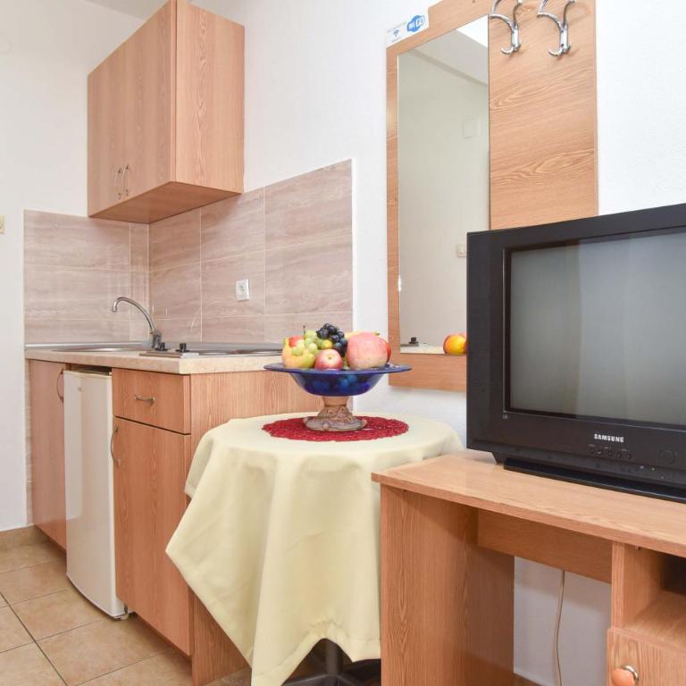 Apartments Pedja Zec - Klasična Trokrevetna Soba - 3